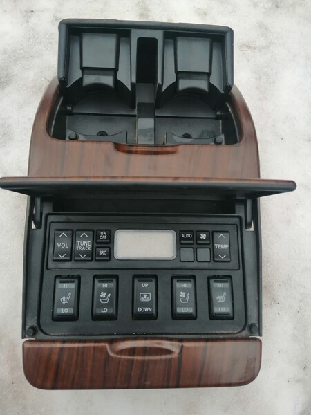 Задній підлокітник Nissan Teana J32  2010 2.5 Бензин 