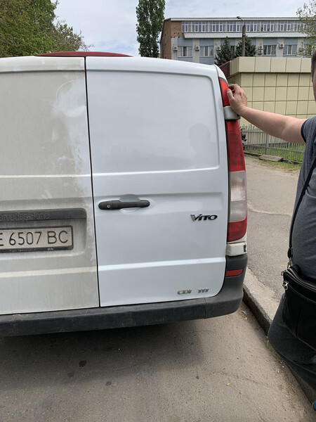 Дверь правая задняя (распашенка, не битая) Mercedes Vito 2007 г.  2.2 л дизель Николаев
