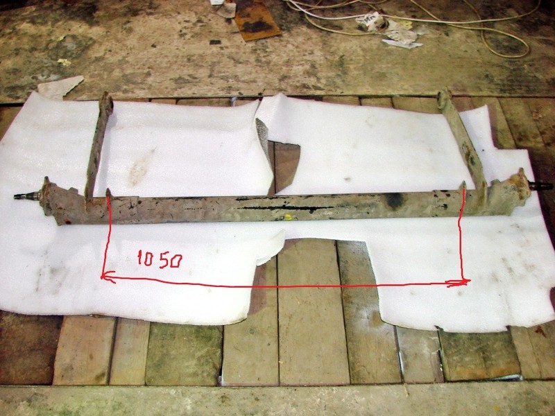 Задняя балка, голая Mitsubishi Galant кузов Е32A 1989 1.8 Бензин Новая Каховка