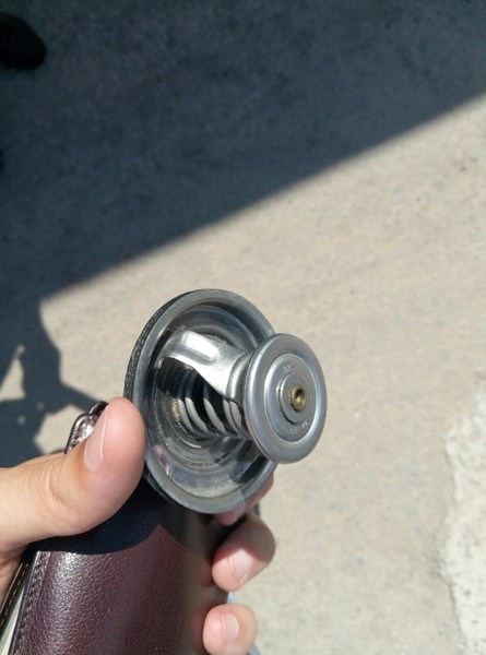 Термостат BMW 5 Series 525 1999 2.5 Бензин Краматорск