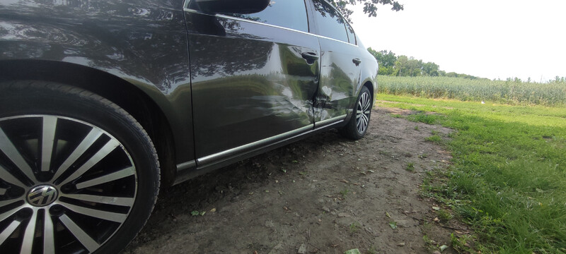 Двери задние прередние Volkswagen Passat  2014 2.0 Дизель Павлоград