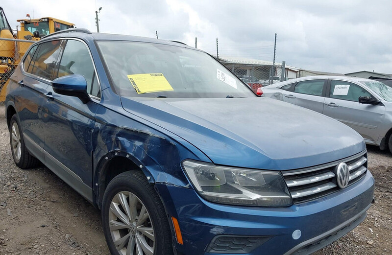 Крило переднє праве 2 фарба ld5l Volkswagen Tiguan  2018 Житомир