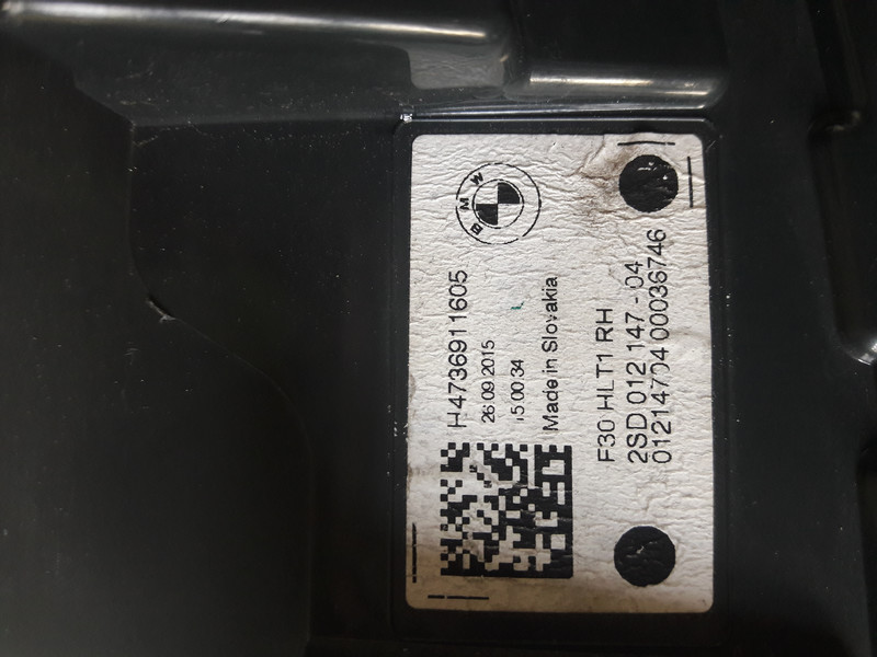 Фонарь задний 2SD012147-04   BMW 3 Series