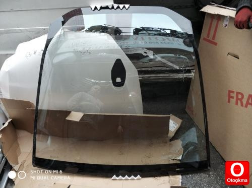 Стекло лобовое 1609402080   Citroen C4 Picasso