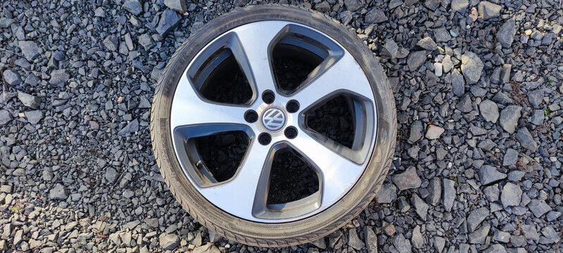 Диски легкосплавні 5G0601025BD   Volkswagen Golf