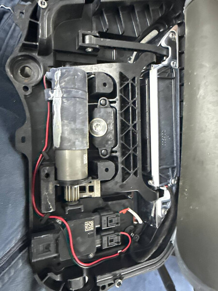 Передня ліва ручка Tesla Model S  2015 3.0 Электро Львов