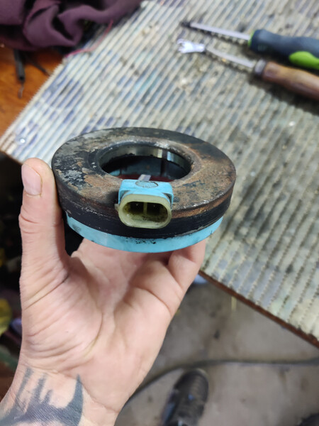 Електромагнітна муфта компресора кондиціонера Chevrolet Lacetti  2006 універсал 1.8 Бензин 