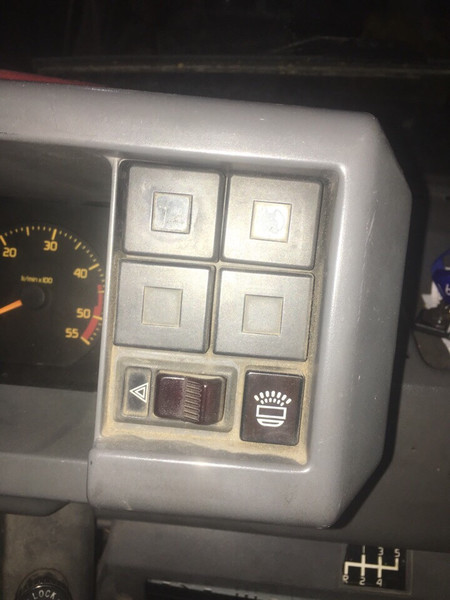 Кнопка аварийки Renault 21  1989 1.7 Бензин Львов