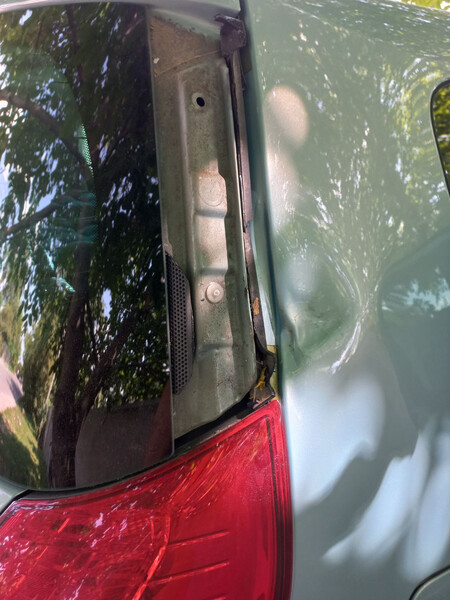 Накладка багажника Renault Scenic 2  2008 хэтчбек 1.9 Дизель Винница