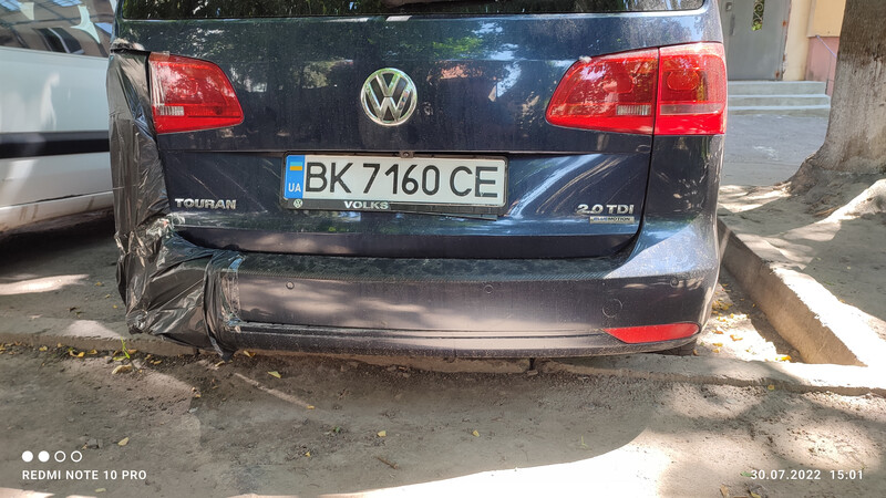 Задний бампер Volkswagen Touran  2012 2.0 Дизель 