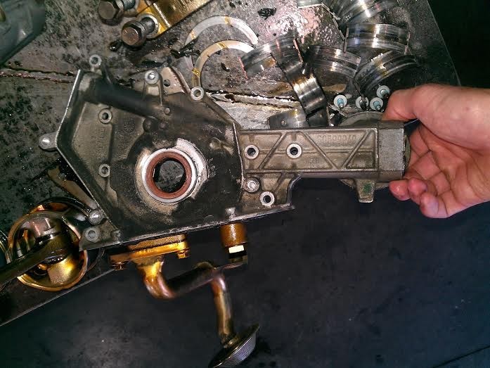 Масляний насос Alfa Romeo 156  2000 2.0 Бензин 