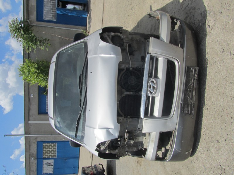 Бампер передний Hyundai H1  2005 универсал 2.5 Дизель Одесса