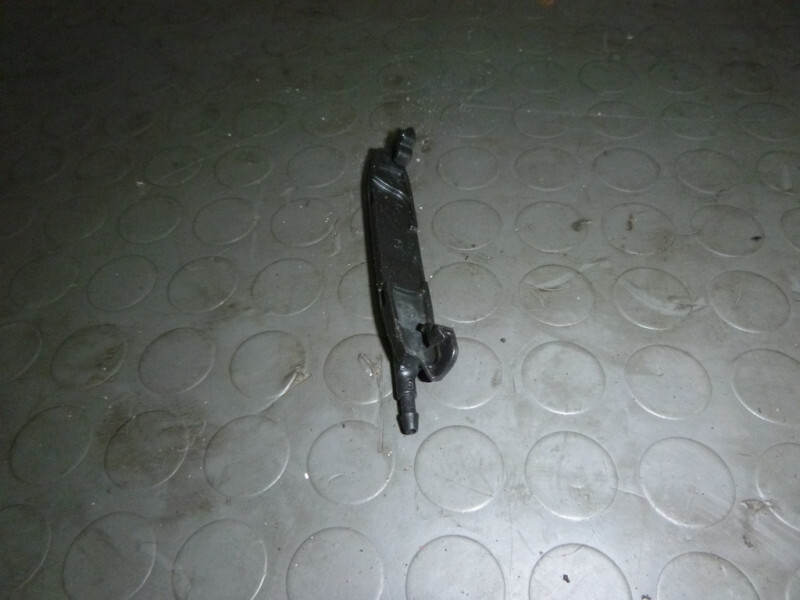 Форсунка омивача лобового скла Opel Movano  2005 2.5 Дизель Миргород