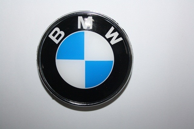 Эмблема BMW 5 Series 530i 2002 г.  3.0 л бензин Херсон