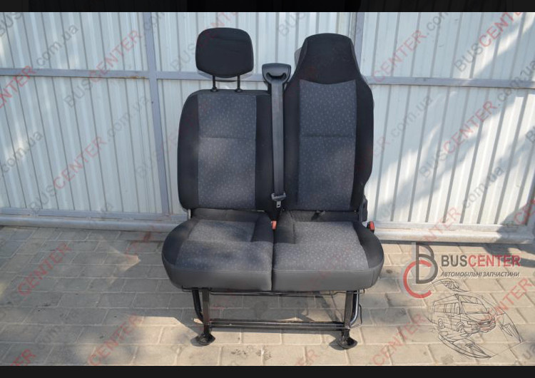 Переднее сиденье правое двойное пассажирское Renault Master 2016 г.  2.3 л дизель Ровно