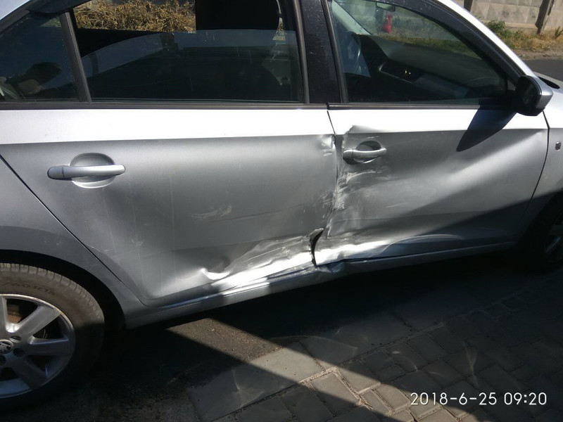 Дверь передняя правая голая Skoda Rapid  2013 1.6 Бензин Одесса