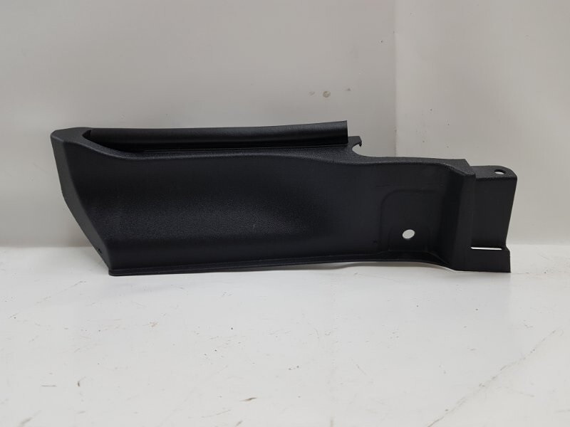 Накладка крила переднього лівого Toyota Highlander  2014 3.5 Бензин 