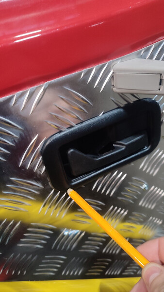 Накладка ручки відкривання дверей внутрішня Ford Cargo  2023 Прилуки