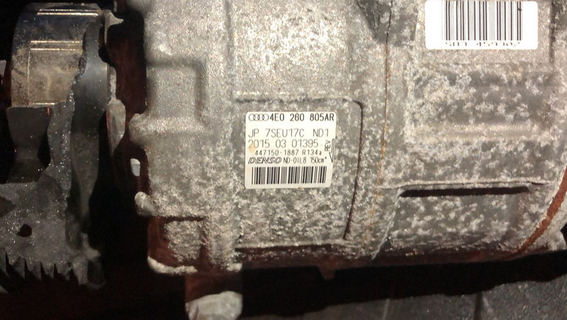 Компрессор кондиционера 4e0260805ar Audi Q7  2015 3.0 Бензин 