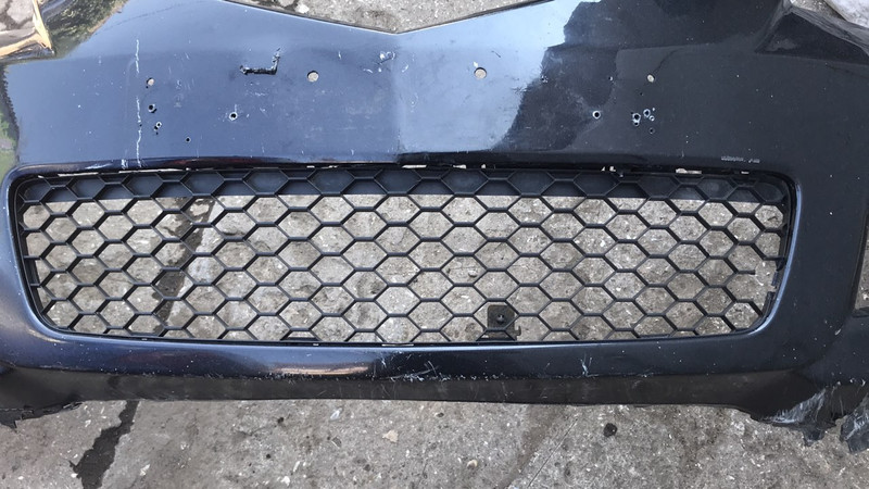 Решотка бампера BR5H-50-1T0   Mazda 3