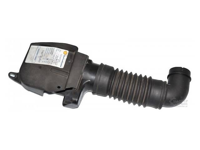 Патрубок воздушного фильтра (левый) Ford Fusion  2007 хэтчбек 1.4 Бензин Киев