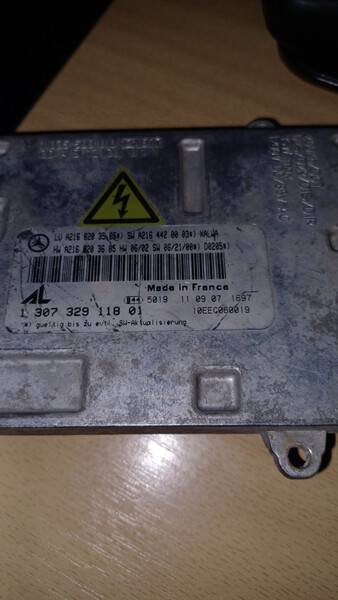 Блок розжига ксенона 130732911801   Mercedes S-Class