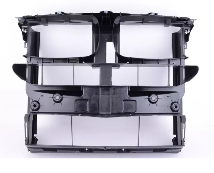 Диффузор радиатора BMW X5 2017 г.  3.0 л бензин