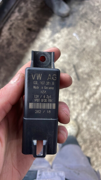 Реле свечей накала Volkswagen Jetta 6  2012 Луцк