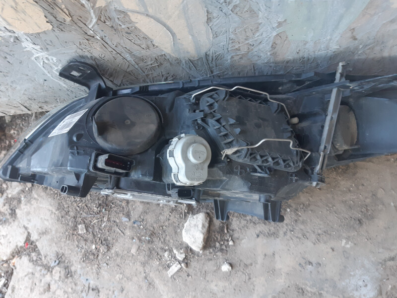 Фара передняя Renault Megane 3 универсал 2012 г.  1.5 л дизель Борисполь