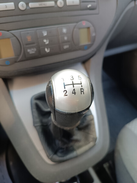 Ручка КПП Ford C-Max  2005 универсал 1.8 Бензин Киев