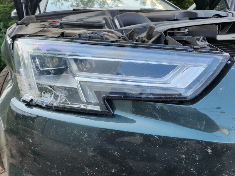 Фара передняя Audi A4 B9  2017 Киев