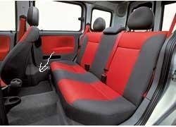 Декоративная накладка порога задняя правая Opel Combo  2006 1.7 Дизель Кировоград