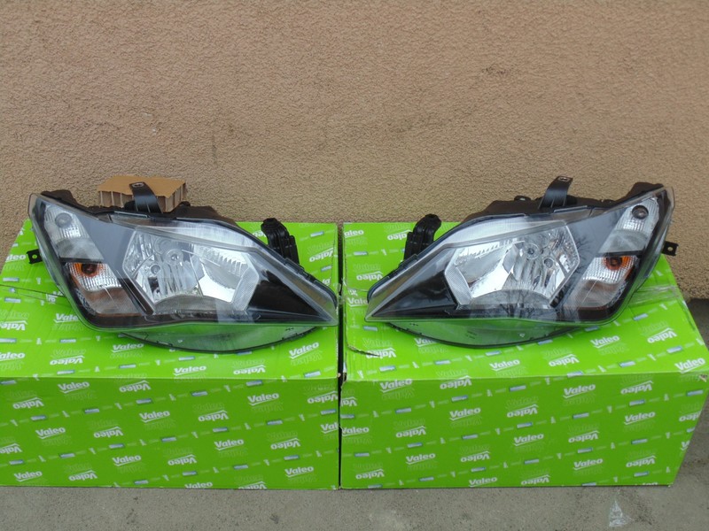 Фара передняя обе Seat Ibiza IV 2015 хетчбек 1.5 Бензин 