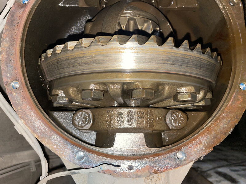 Задний мост Ford Transit 2009 г.  2.4 л дизель