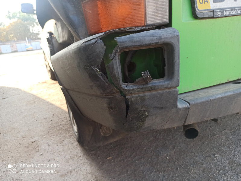 Бампер задний (клик левий) Volkswagen T4 (Transporter)  1995 1.9 Дизель Полтава