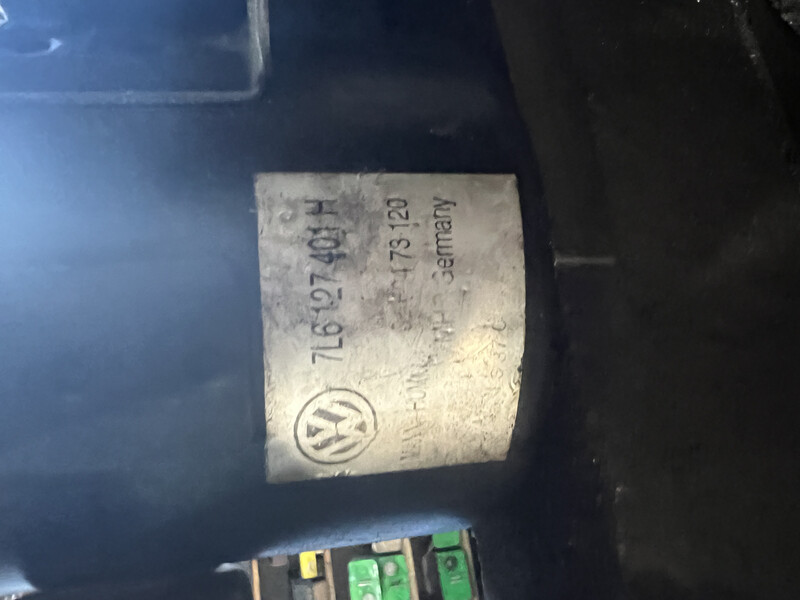 Корпус топливного фильтра 7L6127401H   Audi Q7, Volkswagen Touareg