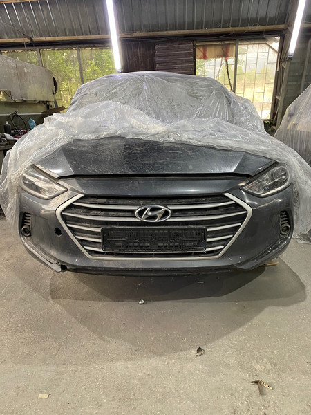 Двери Hyundai Elantra  2017 2.0 Бензин Киев