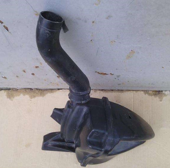 Резонатор воздушного фильтра Nissan Qashqai J10  2008 2.0 Бензин Краматорск