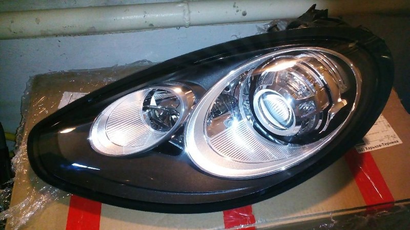 Фары в сборе серая оптика Porsche Panamera  2014 хэтчбек 3.6 Бензин Киев
