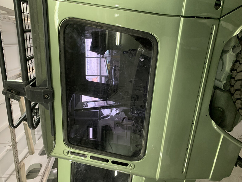 Стекло заднее правое глухое Mercedes-Benz G-Class  1994 3.0 Дизель Киев