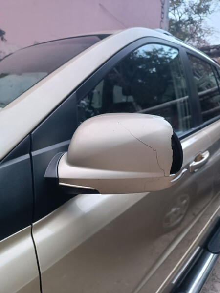 Накладка бокового зеркала SSangYong Kyron  2008 2.0 Дизель 