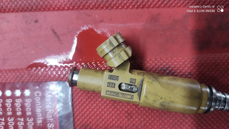 Форсунка палива Toyota Avensis 3SFE, T22 1998 Киев