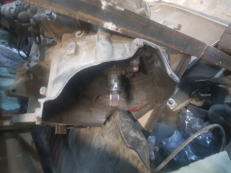 Колокол кпп Mitsubishi Outlander  2005 2.0 Бензин Одесса