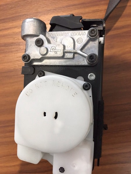 Ремінь безпеки BMW X6  2008 3.0 Бензин 