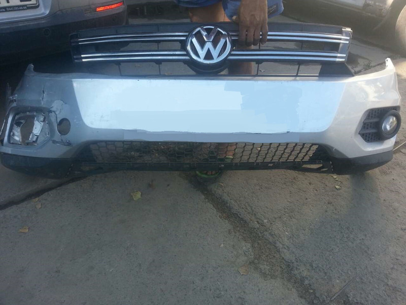 Бампер передний 5N0807217ES   Volkswagen Tiguan