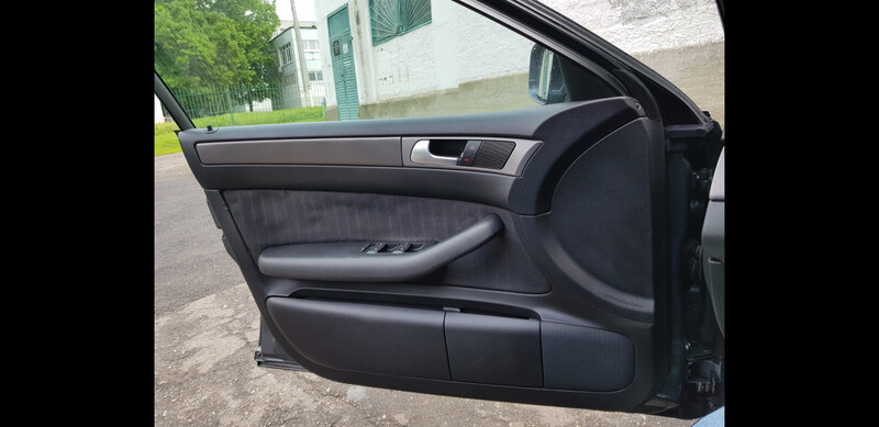 Дверная карта Audi A6 C5  2002 универсал 2.5 Дизель Харьков