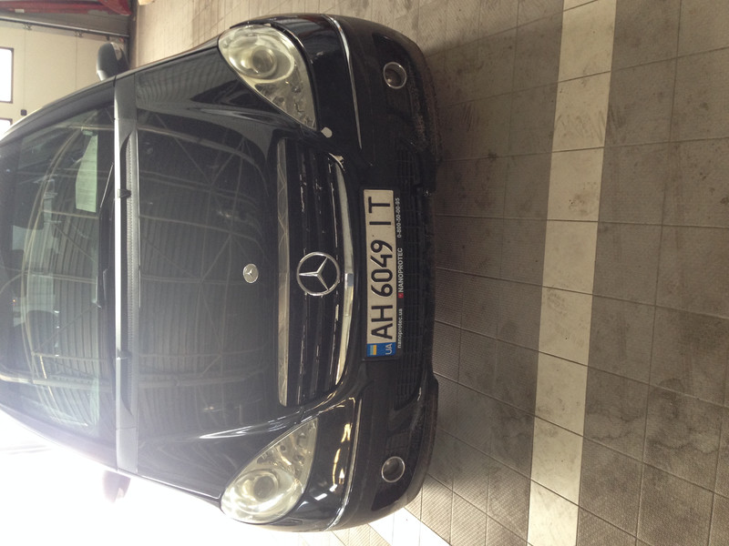 Бампер передній голий Mercedes A-Class W169 хетчбек 2007 р.  2.0 л бензин Київ