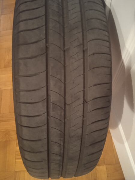 Шина michelin energy saver, 195/65/15 Toyota Corolla  2014 1.3 Бензин Киев