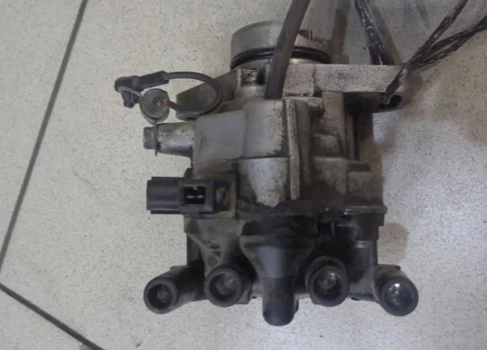 Трамблер MD183850   Mitsubishi Galant