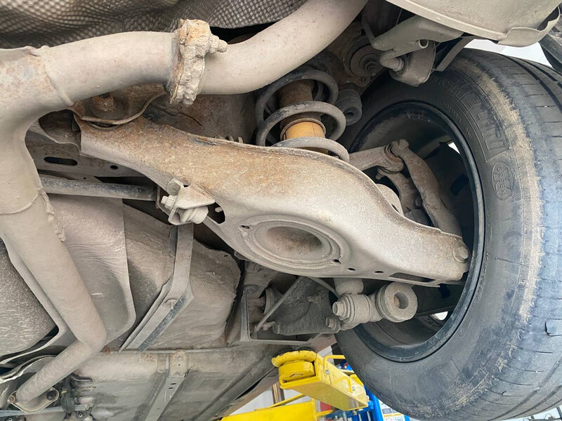 Задние рычаги под пружины Mazda 6  2010 2.0 Бензин Киев